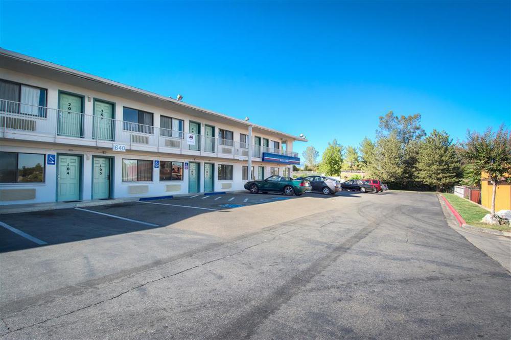 Motel 6-Redding, Ca - Central Luaran gambar