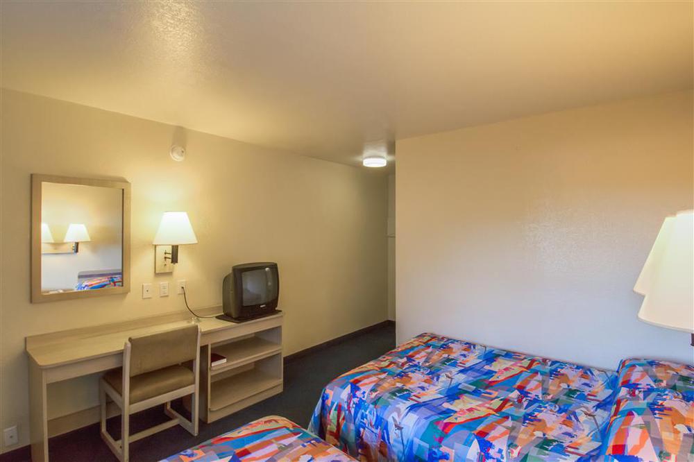 Motel 6-Redding, Ca - Central Bilik gambar