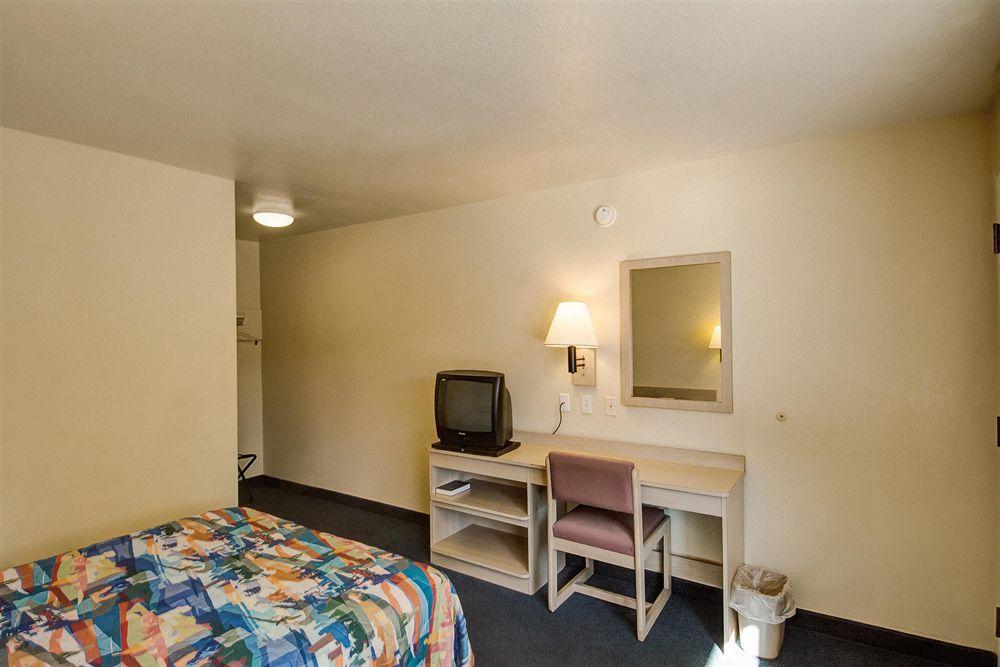 Motel 6-Redding, Ca - Central Luaran gambar