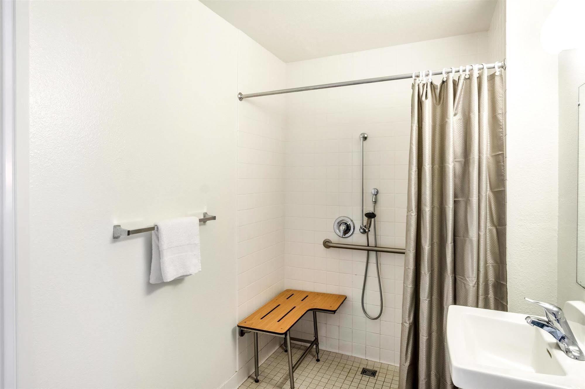 Motel 6-Redding, Ca - Central Luaran gambar