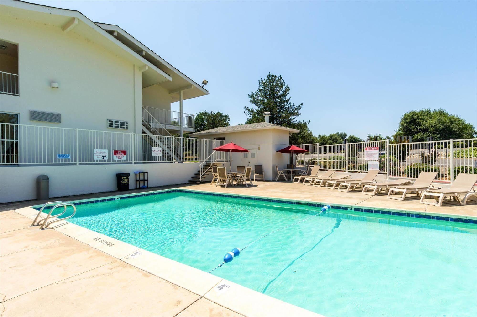 Motel 6-Redding, Ca - Central Luaran gambar