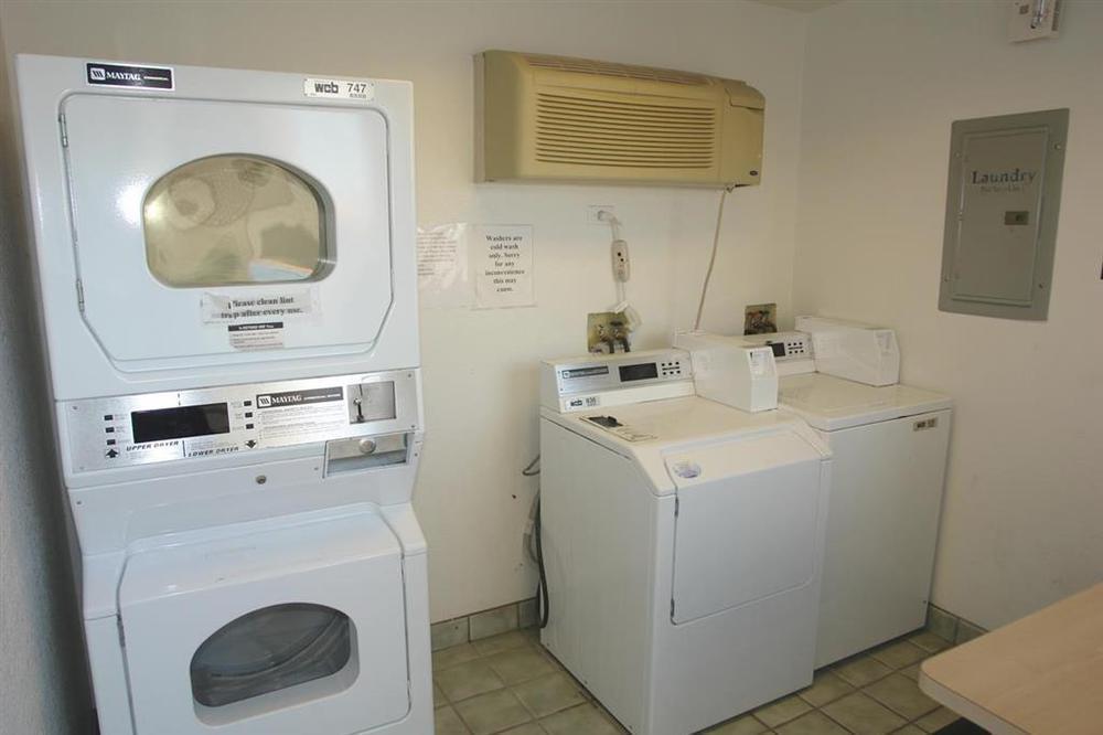 Motel 6-Redding, Ca - Central Bilik gambar